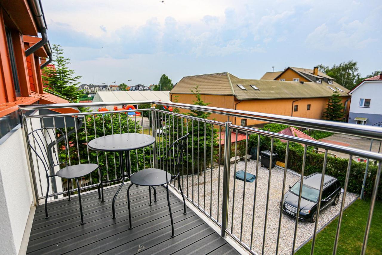 Apart Baltyk Pokoje & Apartamenty Leba Ngoại thất bức ảnh