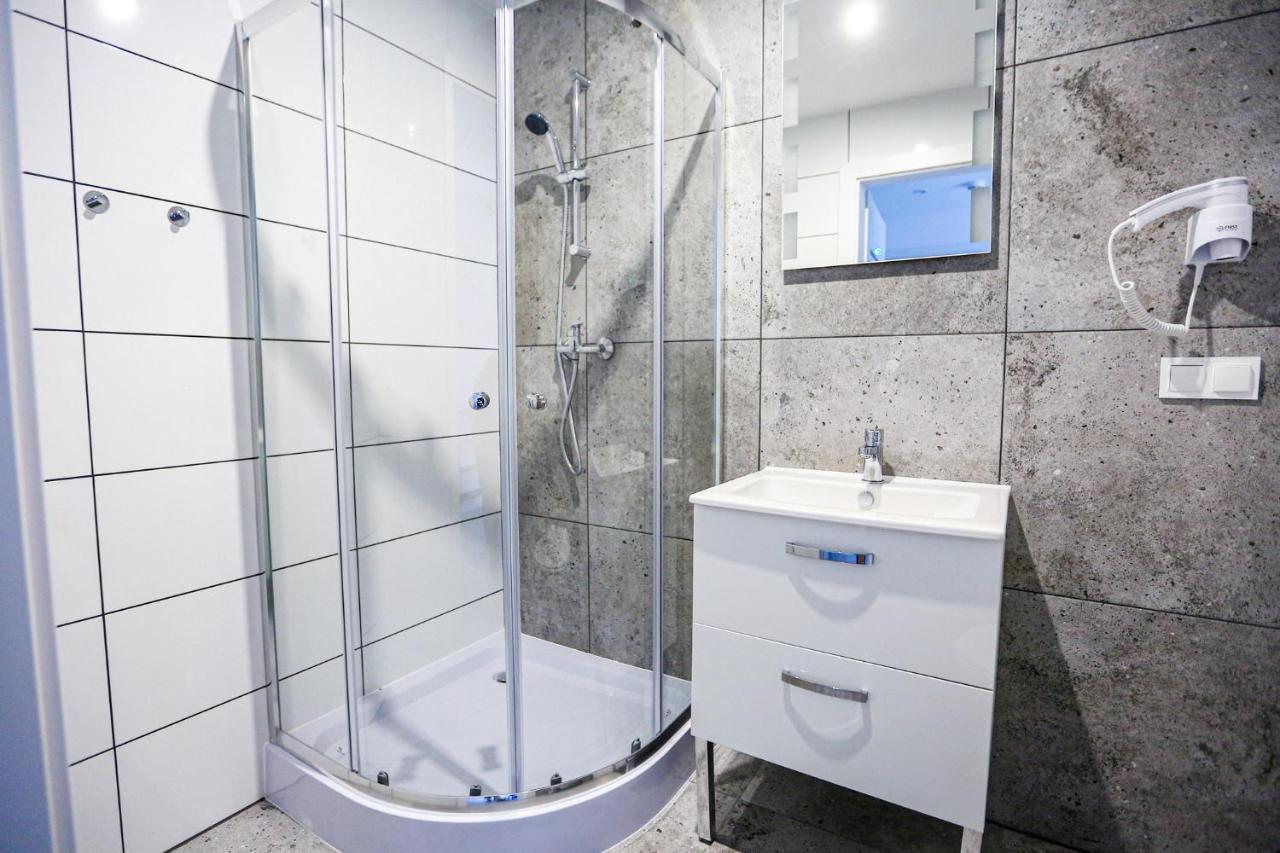 Apart Baltyk Pokoje & Apartamenty Leba Ngoại thất bức ảnh