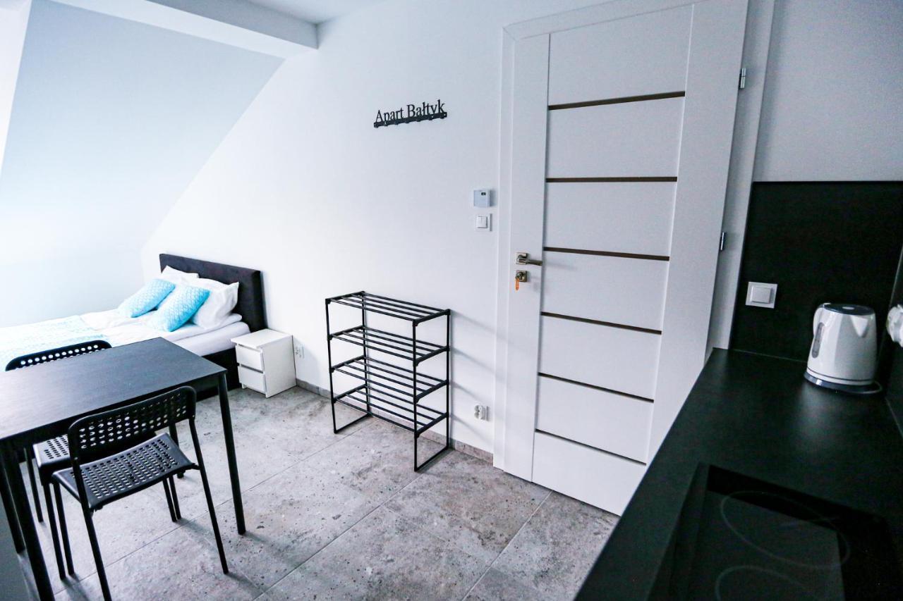 Apart Baltyk Pokoje & Apartamenty Leba Ngoại thất bức ảnh