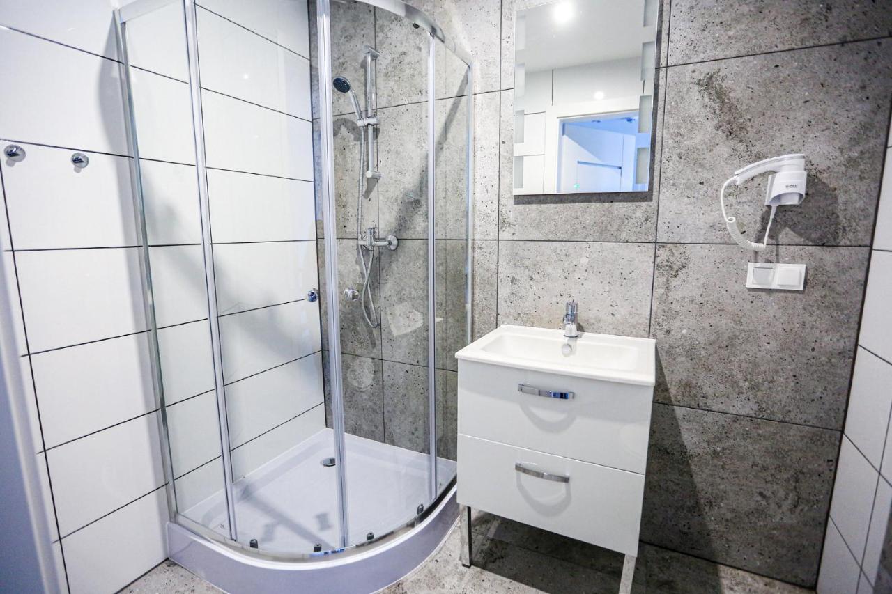 Apart Baltyk Pokoje & Apartamenty Leba Ngoại thất bức ảnh
