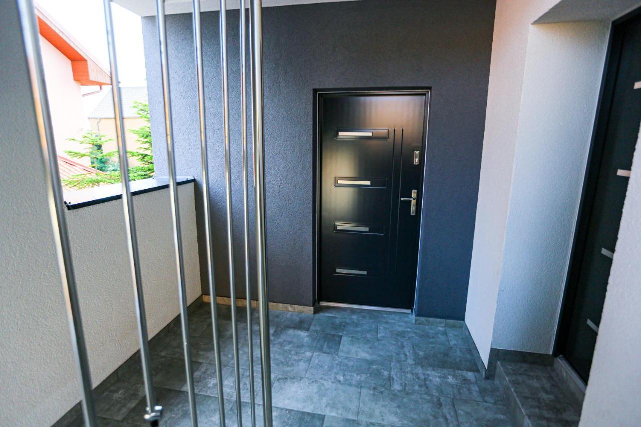 Apart Baltyk Pokoje & Apartamenty Leba Ngoại thất bức ảnh